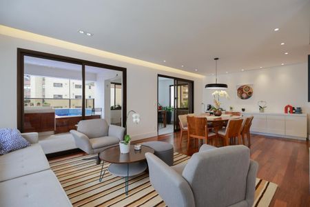 Apartamento à venda com 233m², 5 quartos e 4 vagas Apartamento à venda com 233m², 5 quartos e 4 vagasSala de estar e jantar
