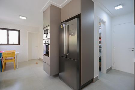 Apartamento à venda com 233m², 5 quartos e 4 vagas Apartamento à venda com 233m², 5 quartos e 4 vagasCopa e Cozinha