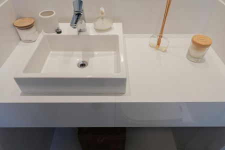 Apartamento à venda com 233m², 5 quartos e 4 vagas Apartamento à venda com 233m², 5 quartos e 4 vagasBanheiro da Suíte 5