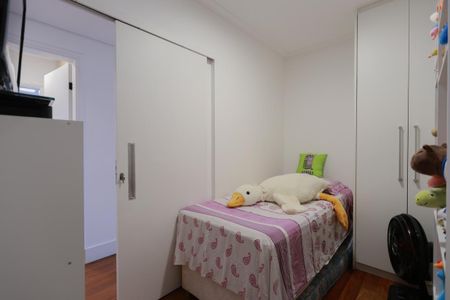 Apartamento à venda com 233m², 5 quartos e 4 vagas Apartamento à venda com 233m², 5 quartos e 4 vagasSuíte 4