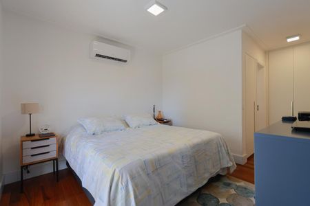 Apartamento à venda com 233m², 5 quartos e 4 vagas Apartamento à venda com 233m², 5 quartos e 4 vagasSuíte 1