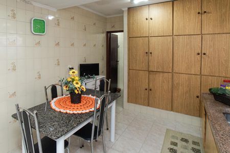 Casa à venda com 85m², 3 quartos e 1 vaga Casa à venda com 85m², 3 quartos e 1 vagaCozinha