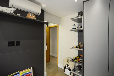 Apartamento à venda com 210m², 4 quartos e 4 vagasSuíte 2