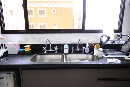 Apartamento à venda com 210m², 4 quartos e 4 vagasCozinha