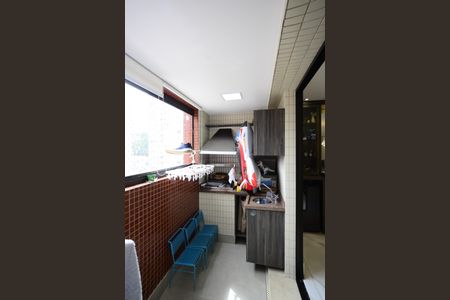 Apartamento à venda com 210m², 4 quartos e 4 vagasVaranda gourmet