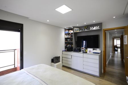 Apartamento à venda com 210m², 4 quartos e 4 vagasSuíte 4