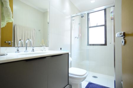 Apartamento à venda com 210m², 4 quartos e 4 vagasBanheiro Suíte 1