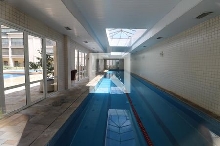 Apartamento para alugar com 160m², 3 quartos e 2 vagas Apartamento para alugar com 160m², 3 quartos e 2 vagasPiscina coberta