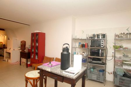 Casa para alugar com 450m², 3 quartos e 1 vagaCozinha