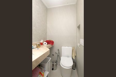 Casa para alugar com 450m², 3 quartos e 1 vagaBanheiro