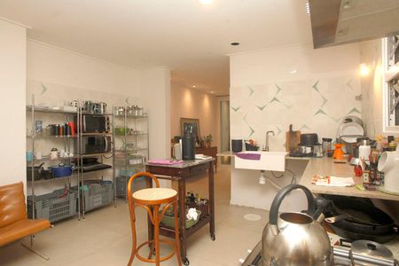 Casa para alugar com 450m², 3 quartos e 1 vagaCozinha