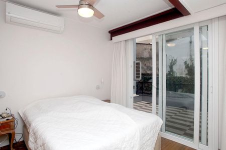 Casa para alugar com 450m², 3 quartos e 1 vagaQuarto 1