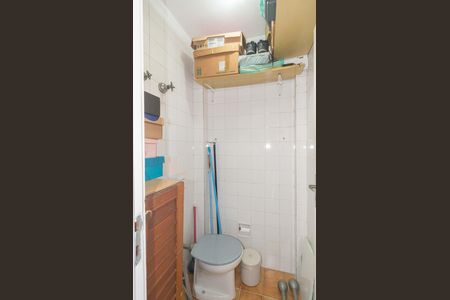 Apartamento para alugar com 50m², 1 quarto e sem vaga Apartamento para alugar com 50m², 1 quarto e sem vagaBanheiro de Serviço