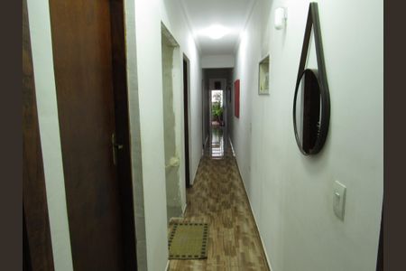 Casa à venda com 242m², 4 quartos e 4 vagasCorredor superior