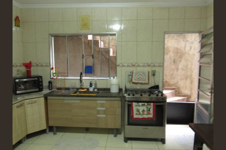 Casa à venda com 242m², 4 quartos e 4 vagasCozinha