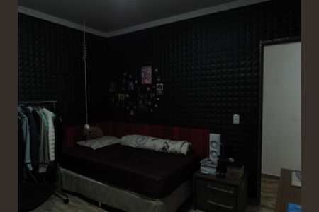 Casa à venda com 242m², 4 quartos e 4 vagasQuarto 3