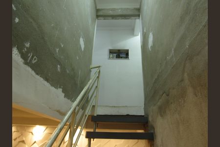 Casa à venda com 242m², 4 quartos e 4 vagasVista superior da escada