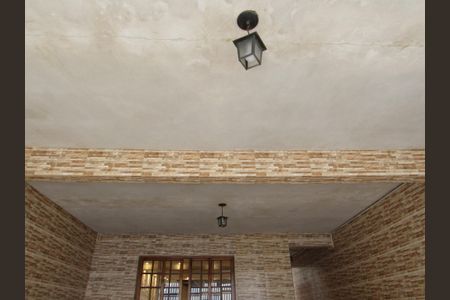 Casa à venda com 242m², 4 quartos e 4 vagasGaragem