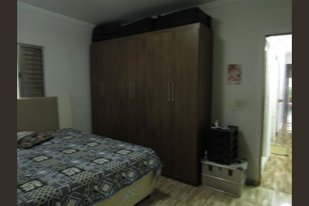 Casa à venda com 242m², 4 quartos e 4 vagasQuarto 1