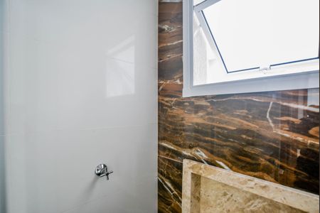 Apartamento à venda com 99m², 2 quartos e 2 vagas Apartamento à venda com 99m², 2 quartos e 2 vagasBanheiro Social