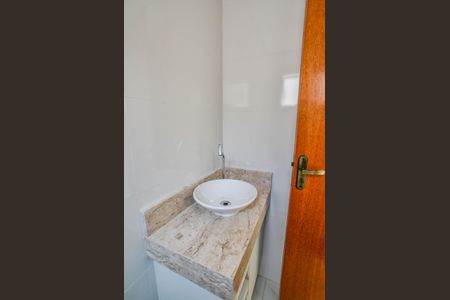 Apartamento à venda com 99m², 2 quartos e 2 vagas Apartamento à venda com 99m², 2 quartos e 2 vagasBanheiro de serviço