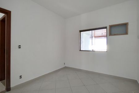 Casa à venda com 363m², 3 quartos e 4 vagasSuíte 2