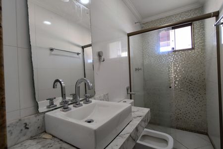 Casa à venda com 363m², 3 quartos e 4 vagasSuíte 3 Banheiro