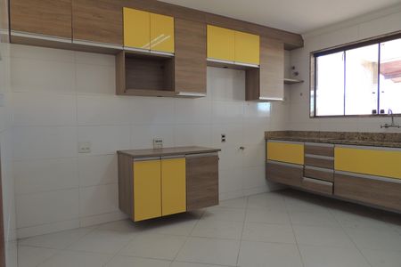 Casa à venda com 363m², 3 quartos e 4 vagasCozinha