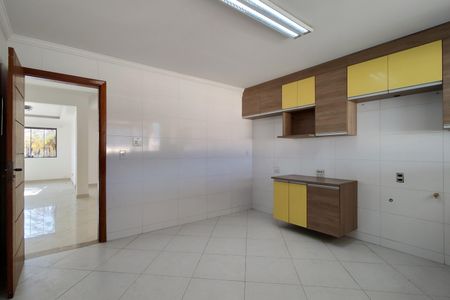 Casa à venda com 363m², 3 quartos e 4 vagasCozinha