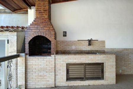 Casa à venda com 363m², 3 quartos e 4 vagasQuintal