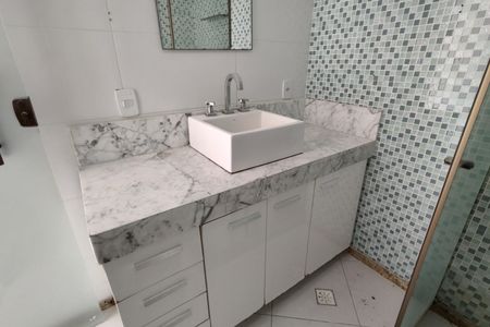 Casa à venda com 363m², 3 quartos e 4 vagasSuíte 1 Banheiro