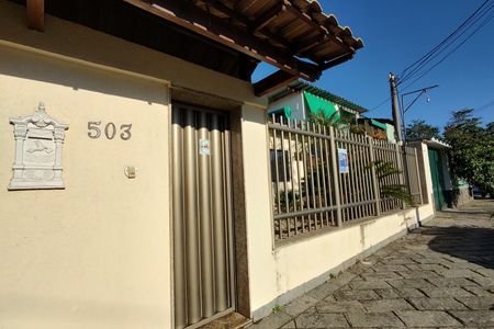 Casa à venda com 363m², 3 quartos e 4 vagasFachada