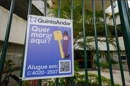 Apartamento para alugar com 90m², 2 quartos e 1 vagaFachada
