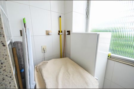 Apartamento para alugar com 90m², 2 quartos e 1 vagaÁrea de Serviço