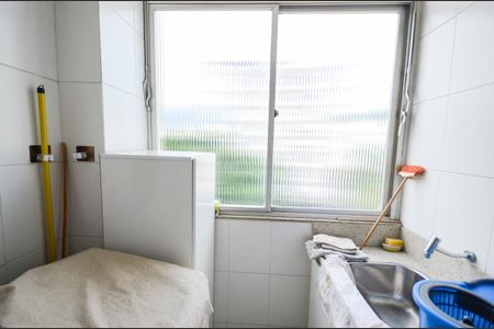 Apartamento para alugar com 90m², 2 quartos e 1 vagaÁrea de Serviço