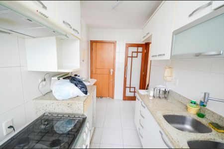 Apartamento para alugar com 90m², 2 quartos e 1 vagaCozinha