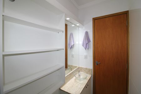 Apartamento para alugar com 49m², 2 quartos e sem vagaBanheiro