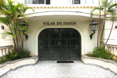 Apartamento para alugar com 86m², 3 quartos e 1 vagaFachada