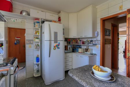 Apartamento à venda com 123m², 3 quartos e 2 vagasCozinha