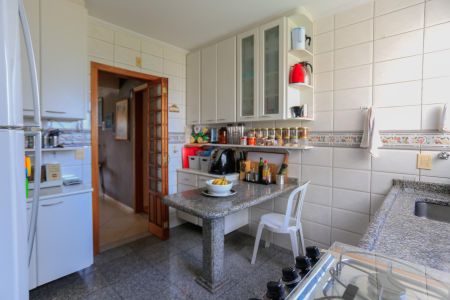 Apartamento à venda com 123m², 3 quartos e 2 vagasCozinha