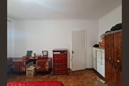 Casa à venda com 492m², 2 quartos e 5 vagasQuarto 2