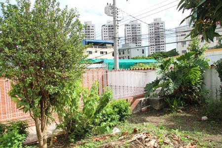 Casa à venda com 492m², 2 quartos e 5 vagasQuintal da frente