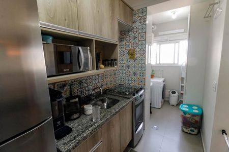 Apartamento para alugar com 47m², 2 quartos e 1 vaga Apartamento para alugar com 47m², 2 quartos e 1 vagaCozinha - Armários