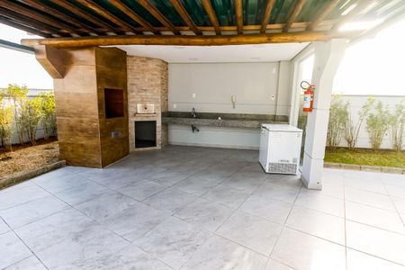 Apartamento para alugar com 47m², 2 quartos e 1 vaga Apartamento para alugar com 47m², 2 quartos e 1 vagaÁrea comum - Churrasqueira