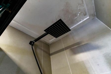 Apartamento para alugar com 47m², 2 quartos e 1 vaga Apartamento para alugar com 47m², 2 quartos e 1 vagaBanheiro - chuveiro