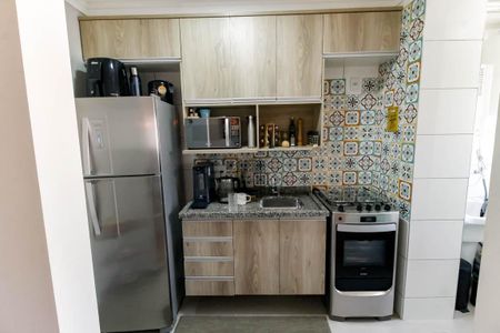Apartamento para alugar com 47m², 2 quartos e 1 vaga Apartamento para alugar com 47m², 2 quartos e 1 vagaCozinha - Armários