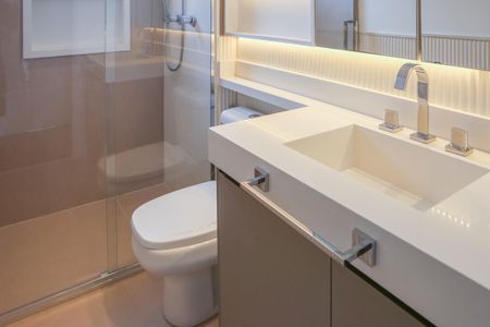 Apartamento à venda com 210m², 3 quartos e 2 vagasBanheiro da Suíte 2