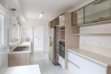 Apartamento à venda com 210m², 3 quartos e 2 vagasCozinha