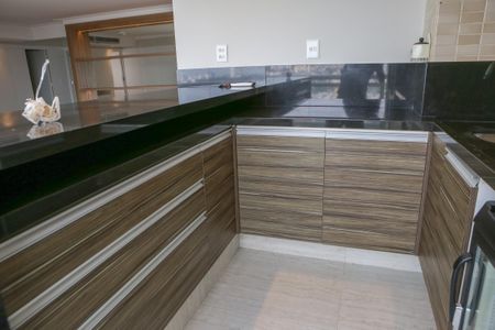 Apartamento à venda com 210m², 3 quartos e 2 vagasVaranda Gourmet