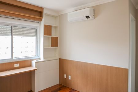 Apartamento à venda com 210m², 3 quartos e 2 vagasSuíte 2